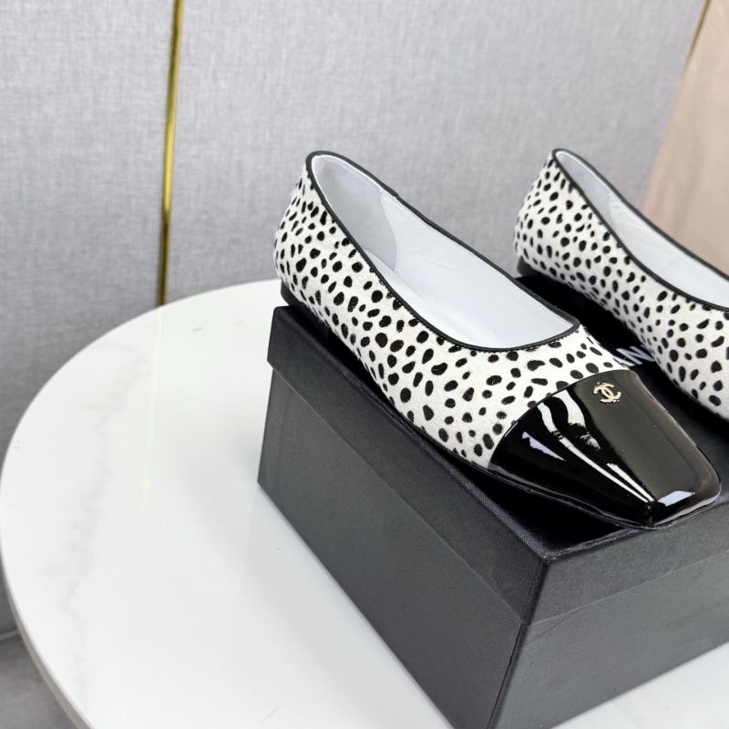 Ch**el flat shoes